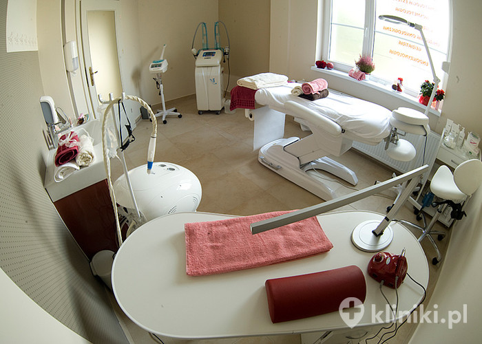 Gabinet zabiegowy w Clinica Dermatoestetica Gabinet zabiegowy w Clinica Dermatoestetica