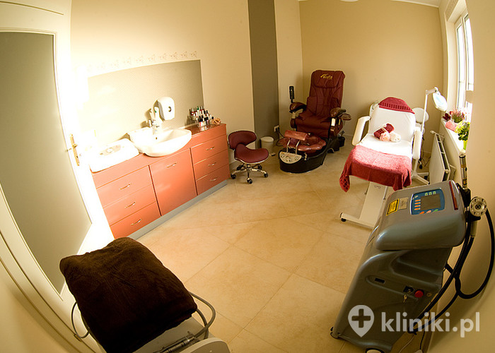 Gabinet zabiegowy w Clinica Dermatoestetica Gabinet zabiegowy w Clinica Dermatoestetica