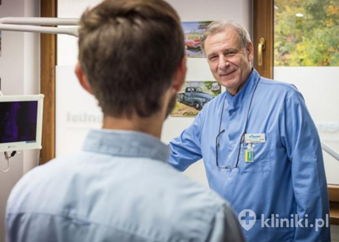 Kadra w 3g Dentist Kadra w 3g Dentist