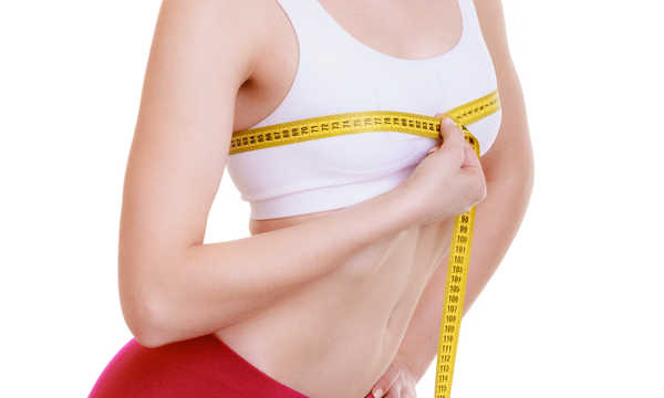 powiększenie biustu w okresie menopauzy