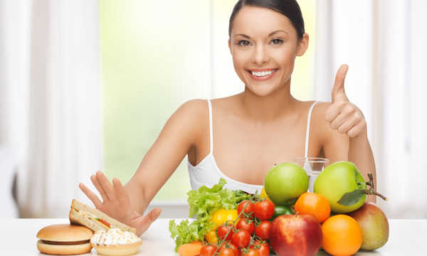 Zdrowa, zbilansowana dieta wspiera regenerację skóry i opóźnia procesy starzenia