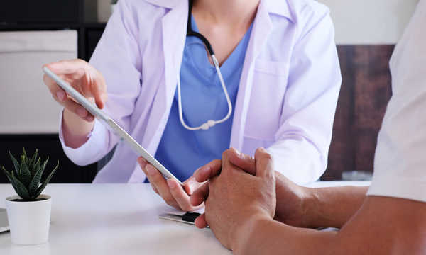 Leczenie nietrzymania stolca sposobem SECCA polega na wykorzystaniu energii fal radiowych do obkurczenia i wzmocnienia mięśni zwieraczy odbytu