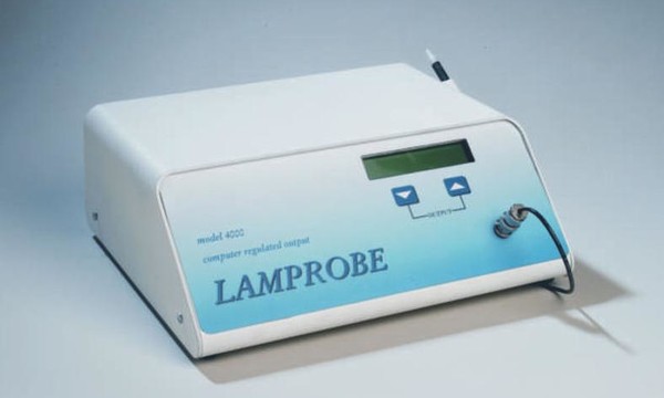 Urządzenie do radiotermolizy zmian skórnych Lamprobe