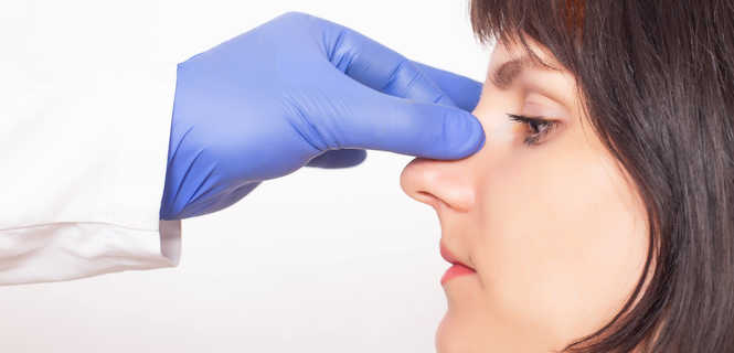 W jakim wieku można przeprowadzić operację plastyczną nosa?