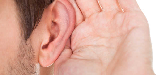 Jakie wyróżnia się rodzaje odstających uszu?