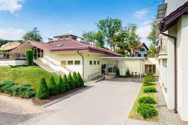 Wygląd zewnętrzny LUX MED Szpital Kraków