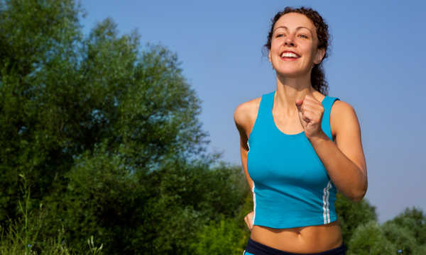 Przepuklina brzuszna a ćwiczenia to zagadnienie wymagające indywidualnej oceny, ponieważ nie wszystkie aktywności są bezpieczne