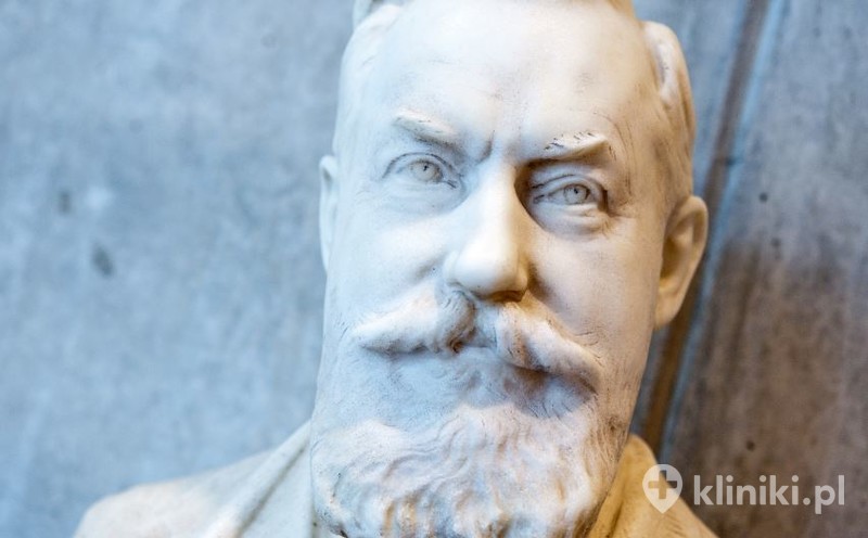 Dr Vincenz Czerny, który przeprowadził pierwszy w historii zabieg powiększania kobiecych piersi