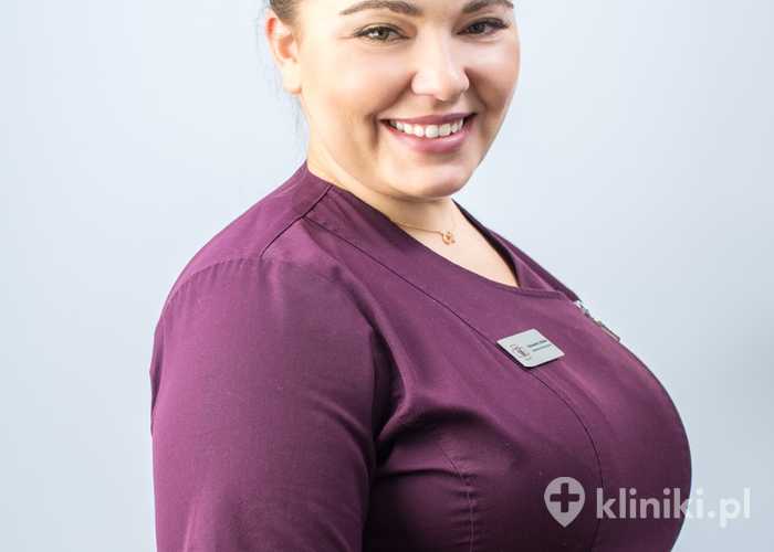 Kadra w Dentysta Tomasz Borzęcki