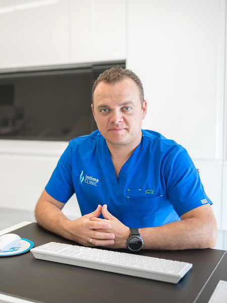 dr n. med. Tomasz Basta