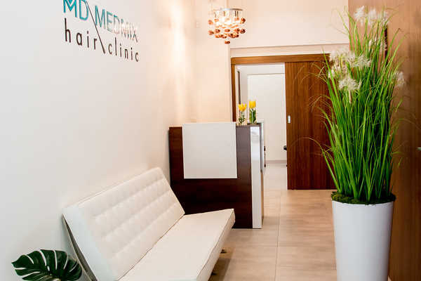 Recepcja, poczekalnia MD Medmix hair clinic