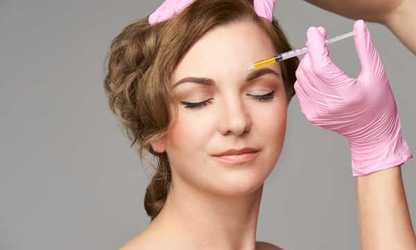 Osocze bogatopłytkowe i komórki macierzyste w medycynie estetycznej wspierają regenerację skóry i przyspieszają gojenie mikrouszkodzeń