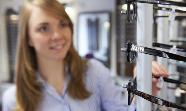 Zaćma - wizyta pokontrolna po operacji